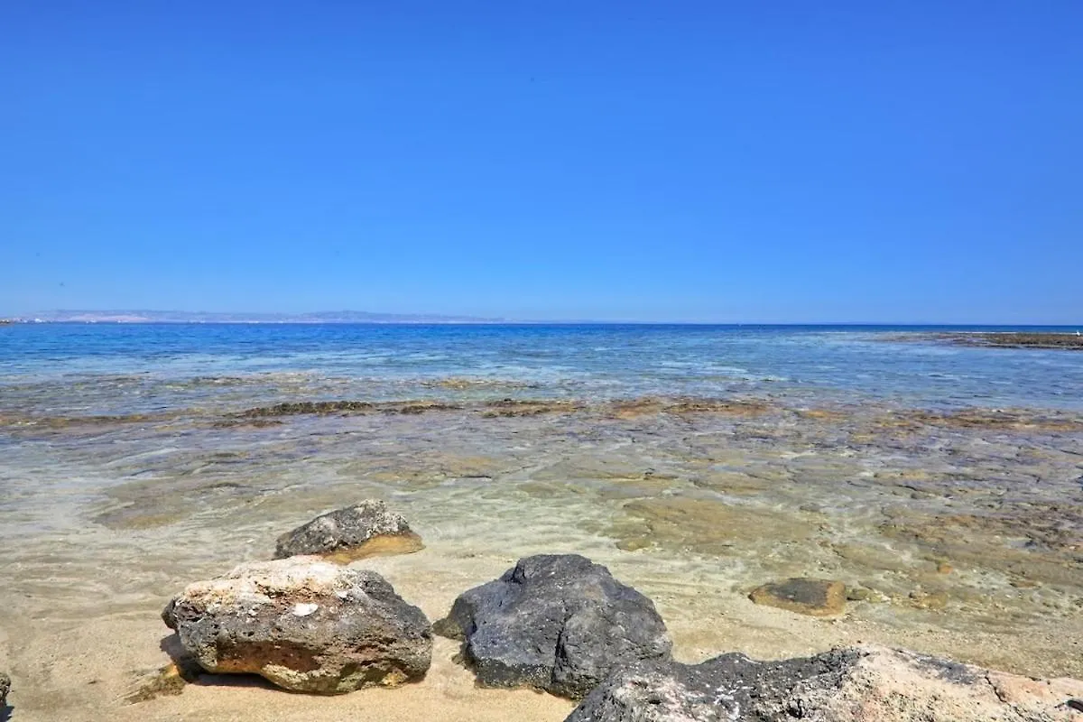 Seaview Luxury Villa Jacuzzi & Pool! 2 Min Beach Protaras Chypre