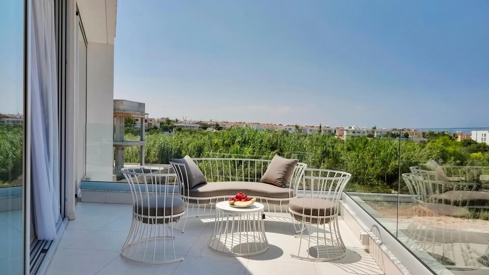 Seaview Luxury Villa Jacuzzi & Pool! 2 Min Beach Protaras