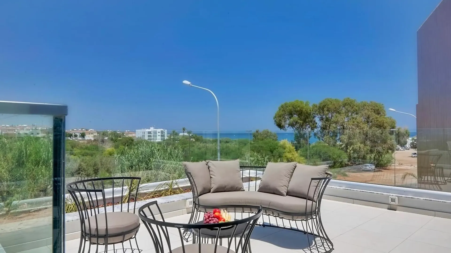 Seaview Luxury Villa Jacuzzi & Pool! 2 Min Beach Protaras