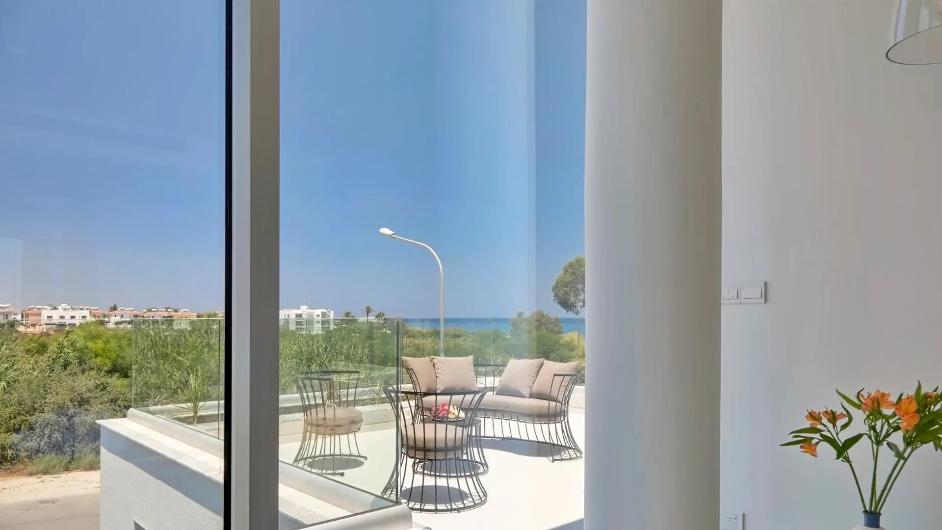 Seaview Luxury Villa Jacuzzi & Pool! 2 Min Beach Protaras Cyprus