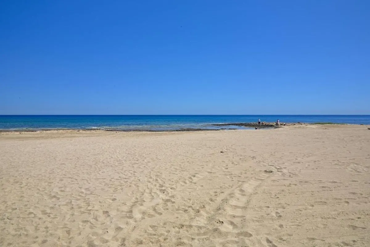 Seaview Luxury Villa Jacuzzi & Pool! 2 Min Beach Protaras 0*,  Cyprus