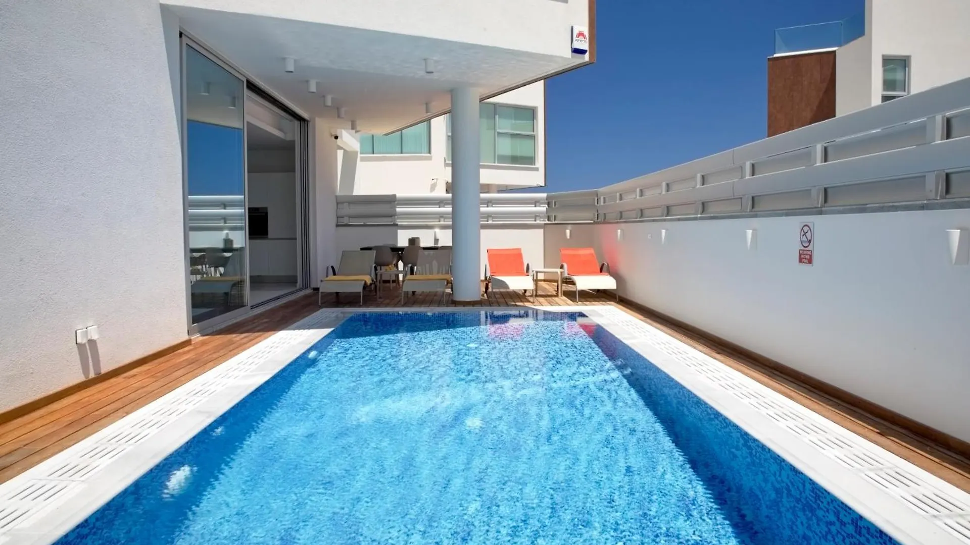 Seaview Luxury Villa Jacuzzi & Pool! 2 Min Beach 프로타라스