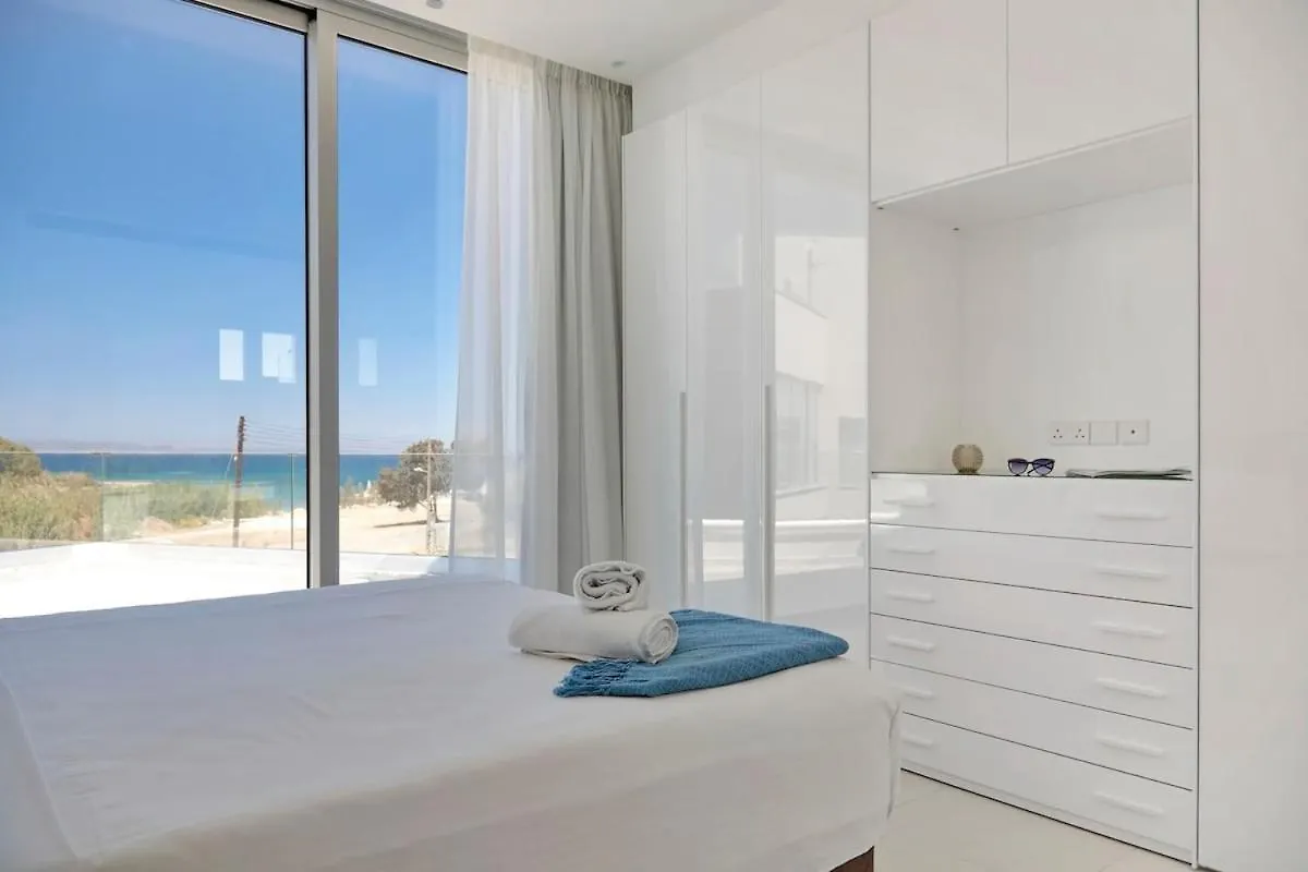Seaview Luxury Villa Jacuzzi & Pool! 2 Min Beach Protaras