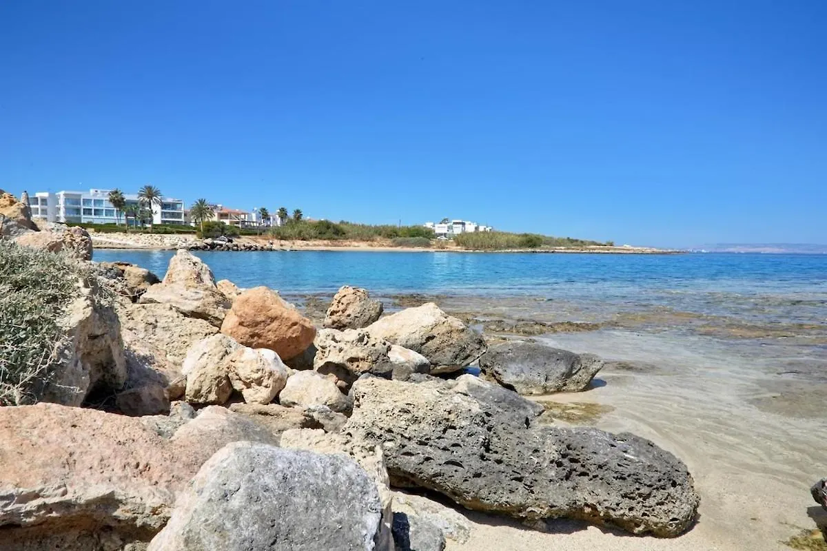 Seaview Luxury Villa Jacuzzi & Pool! 2 Min Beach Protaras